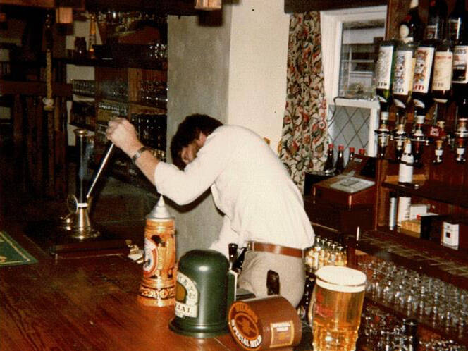 Mum photos october 1981 Willy Hobson first landlord pulling first pint 27th Oct 1981